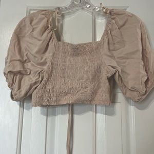 Wild Fable light beige/cream crop top.